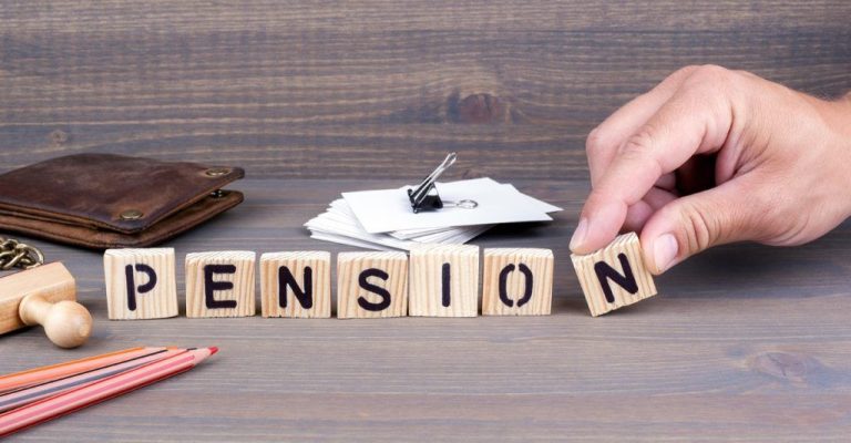 Supreme Clarity: Kerala’s Pension Puzzles Unveiled as Committee Report Sparks Debate!